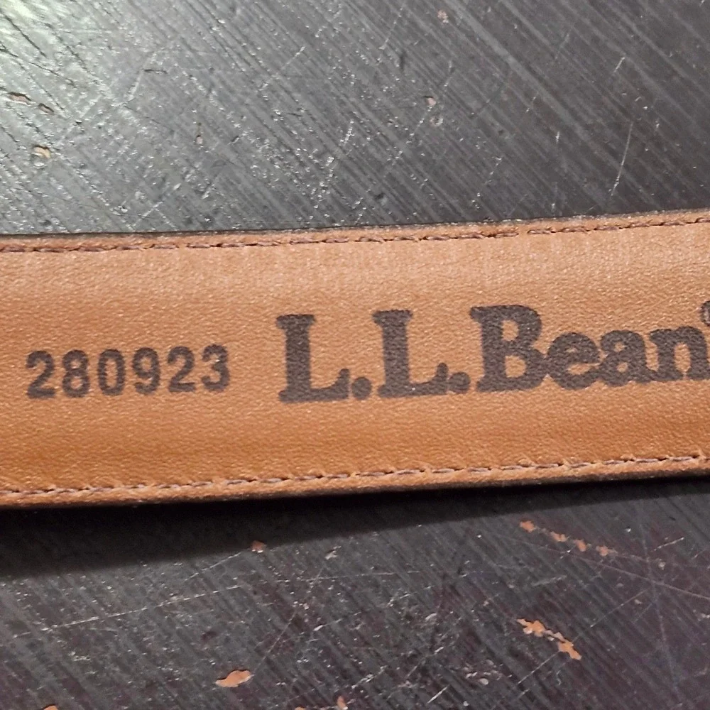 L.L. Bean Leather Belt Mens 36 Brown Brass Buckle Made in USA Classic Dress